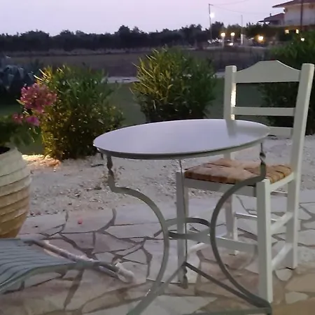 Vakantiehuis Hannas Paradise - Evi *