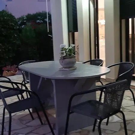 Prázdninový dům Hannas Paradise - Evi