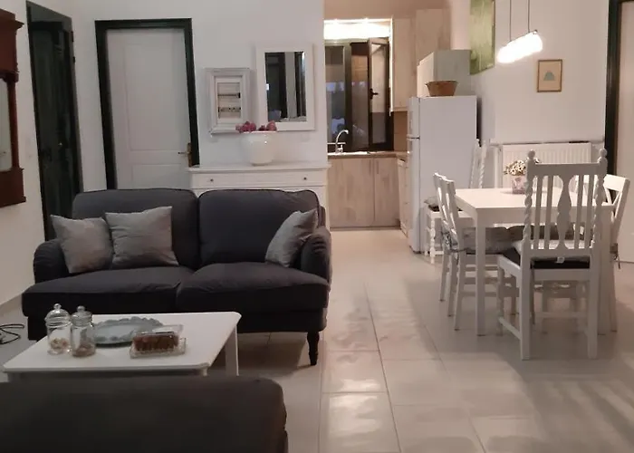 Hannas Paradise - Evi Holiday home *