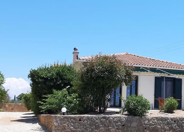 Hannas Paradise - Evi Skafidia