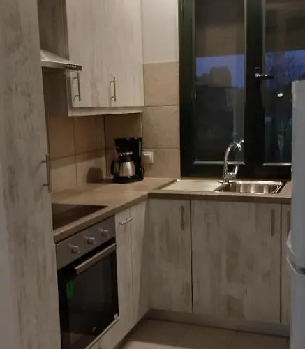 Hannas Paradise - Evi Skafidia