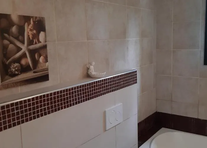 Hannas Paradise - Evi